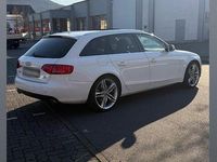 Gebraucht Audi A4 Ambiente 240 PS (176 kW) 2011 Weiß Kombi