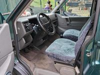 Second-hand VW T4 110 CP (80 kW) 1996 Verde Van