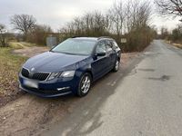 gebraucht Skoda Octavia 1.6 TDI SCR Premium Edition Combi Pr...