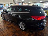 Używany Ford Focus Titanium 125 KM (91 kW) 2019 Czarny Kombi