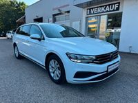 Gebraucht VW Passat 150 PS (110 kW) 2021 Weiß Kombi