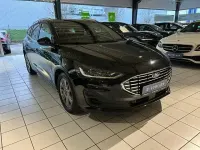 Gebraucht Ford Focus Titanium 116 PS (85 kW) 2023 Schwarz Kombi