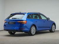 Gebraucht Skoda Superb Style 218 PS (160 kW) 2022 Raceblau metallic (metallic) Kombi