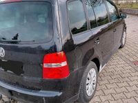 Gebraucht VW Touran 140 PS (102 kW) 2005 Schwarz Van / Kleinbus