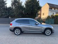 Gebraucht BMW X1 143 PS (105 kW) 2010 Grau SUV