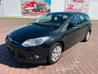 Gebraucht Ford Focus Trend 125 PS (91 kW) 2012 Schwarz Limousine