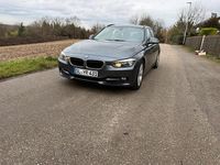 Gebraucht BMW 320 Sport Line 183 PS (134 kW) 2014 Grau Kombi