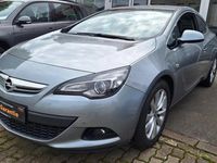 Gebraucht Opel Astra GTC Innovation 140 PS (102 kW) 2013 Silbersee/perl silber (m2) Coupé