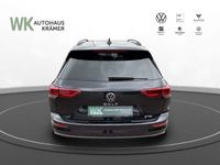 Gebraucht VW Golf VIII Life 150 PS (110 kW) 2023 Schwarz Kombi