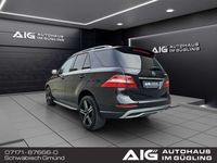 Gebraucht Mercedes ML350 258 PS (189 kW) 2015 Schwarz SUV