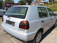 Gebraucht VW Golf III 75 PS (55 kW) 1997 Silber Limousine