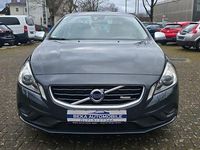 Gebraucht Volvo S60 R-Design 114 PS (83 kW) 2012 Grau Limousine