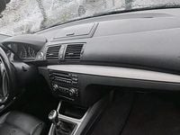 Gebraucht BMW 118 142 PS (104 kW) 2009 Schwarz Kleinwagen