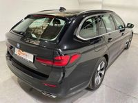 Gebraucht BMW 520 190 PS (139 kW) 2022 Schwarz Kombi