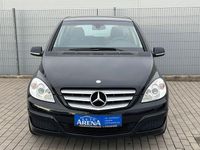 Gebraucht Mercedes B180 109 PS (80 kW) 2010 Schwarz Van / Kleinbus