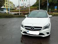 Gebraucht Mercedes CLA180 Shooting Brake 122 PS (89 kW) 2016 Weiß Kombi
