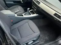 Gebraucht BMW 318 143 PS (105 kW) 2011 Schwarz Kombi