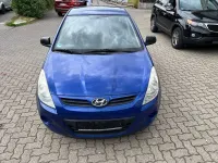 Gebraucht Hyundai i20 Edition 77 PS (56 kW) 2011 Blau Kleinwagen