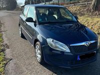 Gebraucht Skoda Fabia 60 PS (44 kW) 2013 Blau Kleinwagen