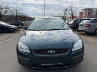 Gebraucht Ford Focus Trend 116 PS (85 kW) 2005 Grün Limousine