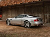 Używany Aston Martin Vanquish 466 KM (342 kW) 2003 Srebrny Coupe