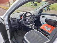 Second-hand Renault Twingo 70 CP (51 kW) 2018 Alb Hatchback