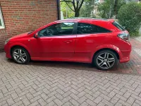 Gebraucht Opel Astra GTC 140 PS (102 kW) 2007 Rot Coupé
