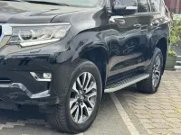 Gebraucht Toyota Land Cruiser Executive 204 PS (150 kW) 2023 Schwarz SUV