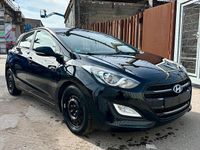Gebraucht Hyundai i30 110 PS (80 kW) 2015 Schwarz Limousine