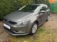 Gebraucht VW Polo Comfortline 75 PS (55 kW) 2015 Grau Limousine