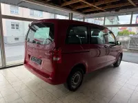 Gebraucht Mercedes Vito 102 PS (75 kW) 2020 Rot Van