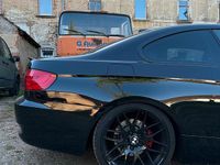 Second-hand BMW 325 Performance 218 CP (160 kW) 2006 Negru Coupe