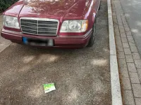 Gebraucht Mercedes E220 150 PS (110 kW) 1993 Rot Limousine