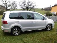 Second-hand VW Sharan 177 CP (130 kW) 2012 Argintiu Monovolum