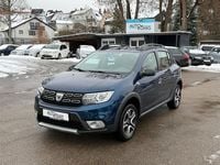 Gebraucht Dacia Sandero Celebration 90 PS (66 kW) 2018 Blau Limousine