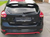 Gebraucht Ford Focus ST-Line 182 PS (133 kW) 2017 Schwarz Limousine