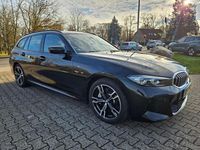 Gebraucht BMW 330 M Sport 245 PS (180 kW) 2024 Black saphire metallic Kombi