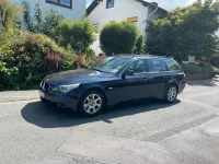 Gebraucht BMW 525 192 PS (141 kW) 2004 Blau Kombi