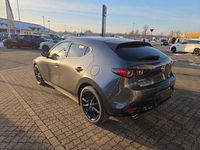 Neu Mazda 3 Nagisa 140 PS (102 kW) 2026 Machine gray Limousine