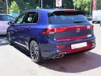 Gebraucht VW Golf VIII R-line 150 PS (110 kW) 2021 Atlantic blue metallic Limousine