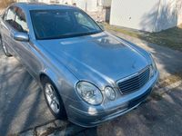 Gebraucht Mercedes E220 Avantgarde 150 PS (110 kW) 2005 Silber Limousine
