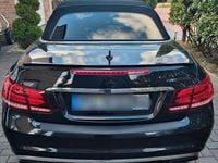 Gebraucht Mercedes E200 AMG 184 PS (135 kW) 2014 Schwarz Cabrio