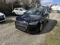 Gebraucht Audi A1 Attraction 86 PS (63 kW) 2013 Brillantschwarz Kleinwagen