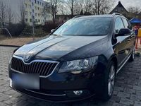 Gebraucht Skoda Superb 170 PS (125 kW) 2013 Schwarz Kombi