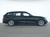 Gebraucht BMW 318 Shadowline 156 PS (114 kW) 2024 Schwarz Limousine