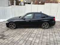 Gebraucht BMW 320 183 PS (134 kW) 2013 Schwarz Limousine