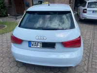 Gebraucht Audi A1 Ambition 105 PS (77 kW) 2011 Blau Kleinwagen
