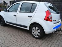 Gebraucht Dacia Sandero Ambiance 75 PS (55 kW) 2009 Weiß Limousine