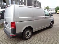 Gebraucht VW Transporter 150 PS (110 kW) 2020 Silber Van