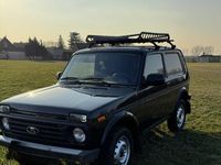 Gebraucht Lada niva 83 PS (61 kW) 2020 Grün SUV